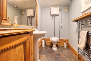 WC- click for photo gallery